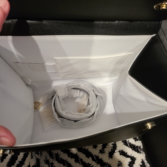 Modern Picnic Lunch Bag. - Picture 9 of 15